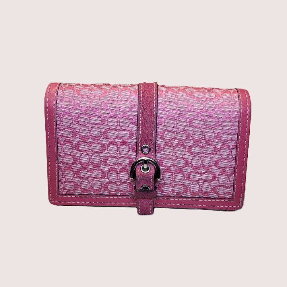 (Rare) Coach Y2K Vintage Pink Signature Collection Soho Hampton Wallet (EUC)